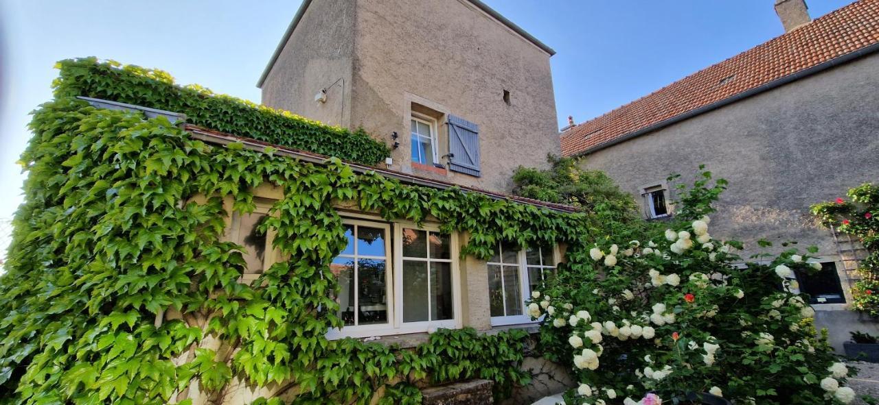 La Tour Du 12 Villa Chamboeuf Exteriör bild